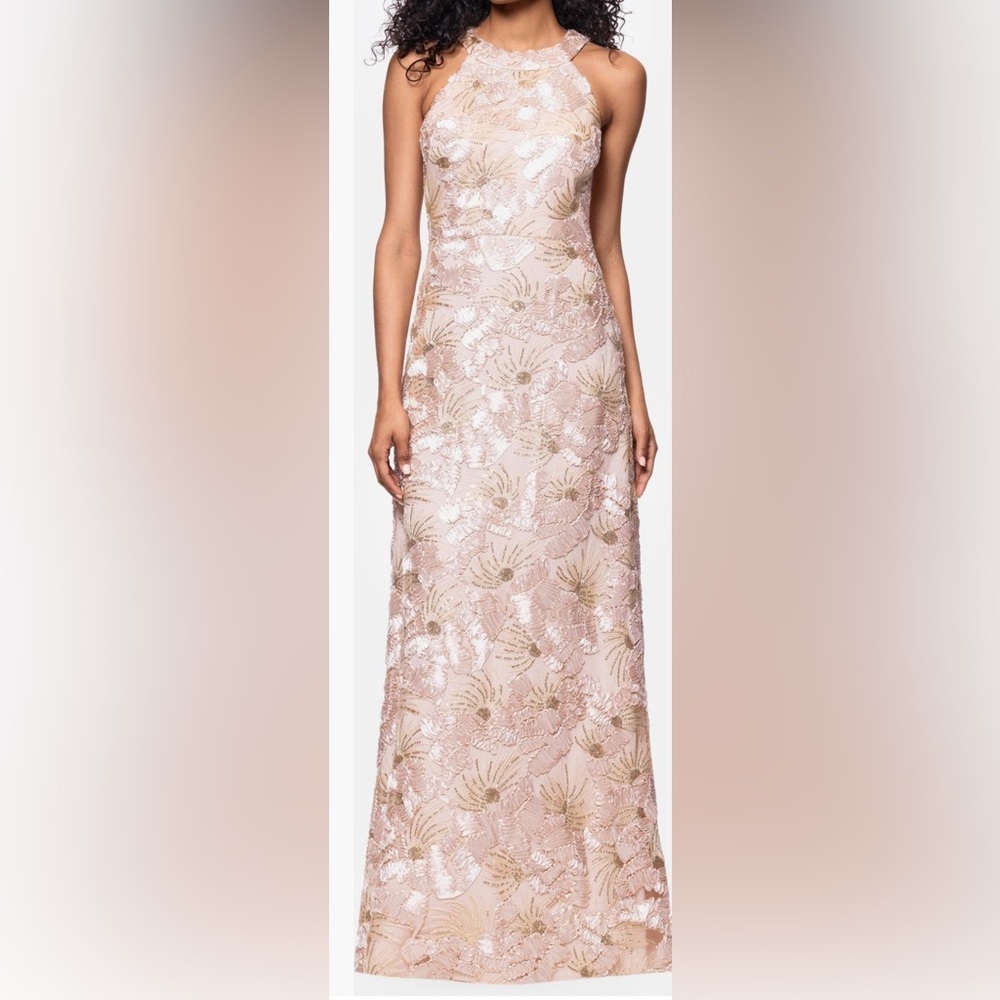 Betsy & Adam
Sequin floral
Champagne/Gold